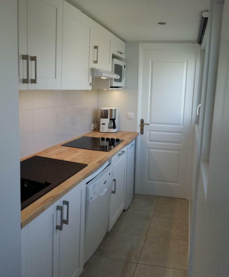 Maisonnette Bois Flottes Salles  Buitenkant foto